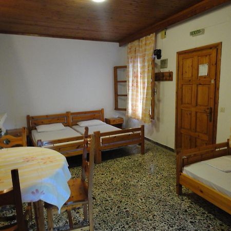 Vicky Rooms & Apartments Limenas  Buitenkant foto